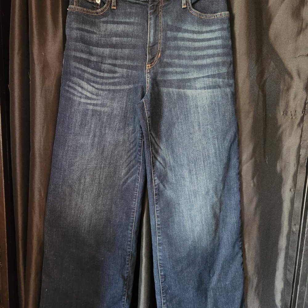 Denim Banana Republic Jeans. High rise. Wide leg. Like new